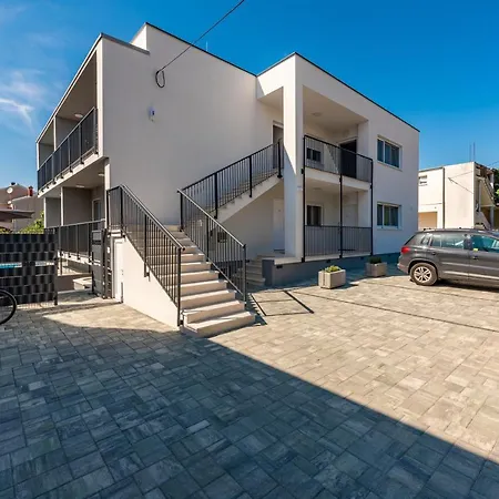 Diva Apartament *